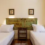 Guestready - Fernando Pessoa *