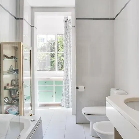 Guestready - Fernando Pessoa Lizbona